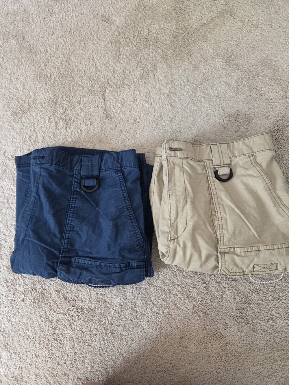 Set Of Izod Suncaster Men's Cargo Shorts